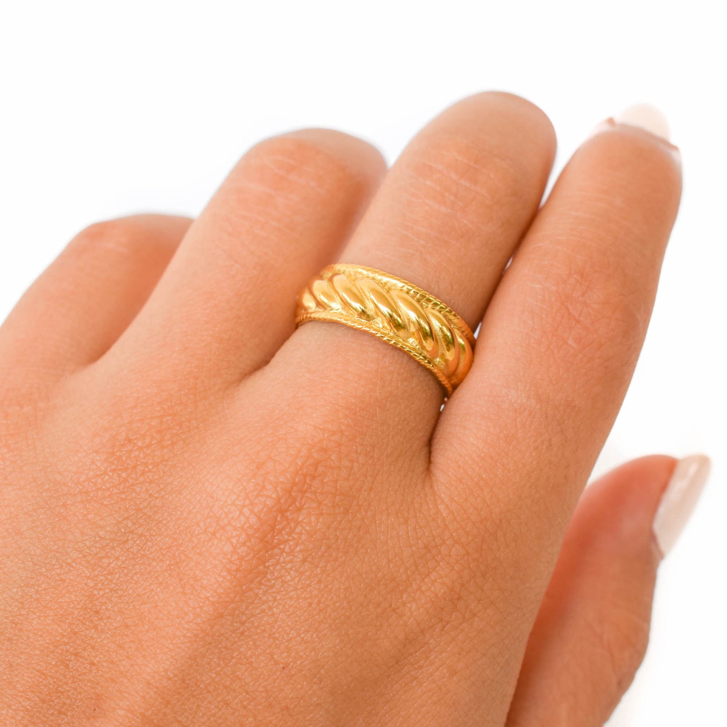 Anillo Theresa