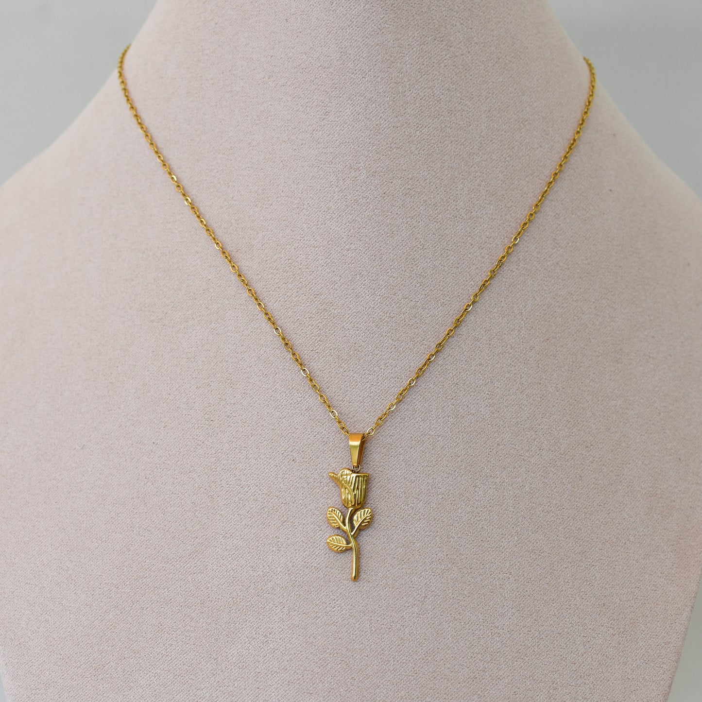 Collar Rosa