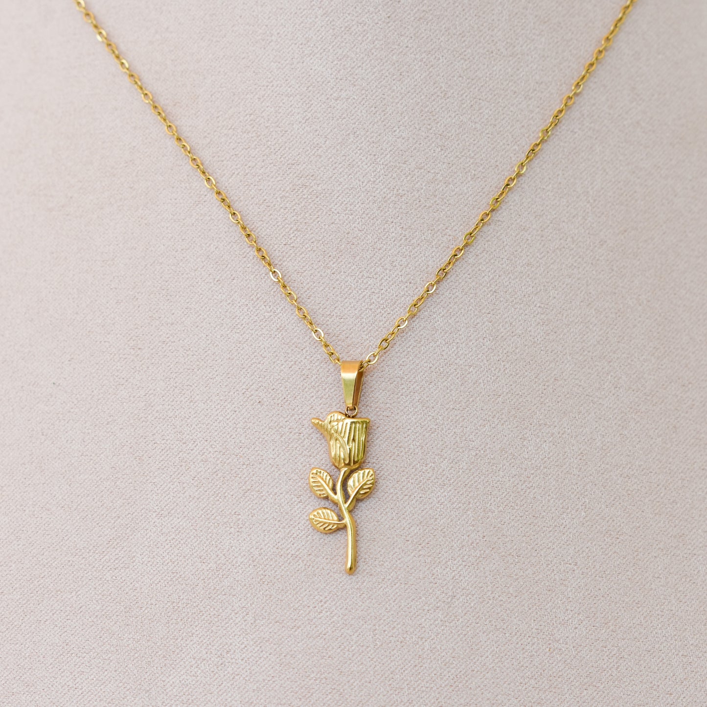 Collar Rosa